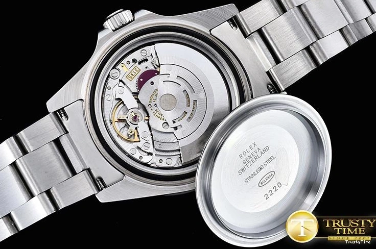 1202 ROLSD061 – SeaDweller UrbanChic 1020